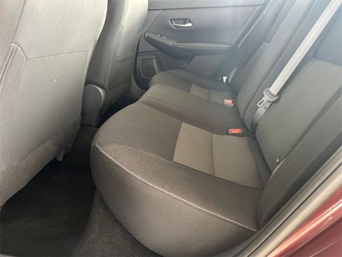 Used 2023 Nissan Sentra SV image 28