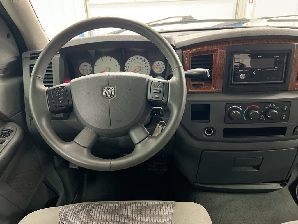Used 2006 Dodge Ram 2500 Truck SLT RWD image 11
