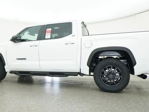 New 2026 Toyota Tundra SR5 AWD/4WD image 40
