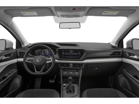 Used 2024 Volkswagen Taos SE FWD image 5