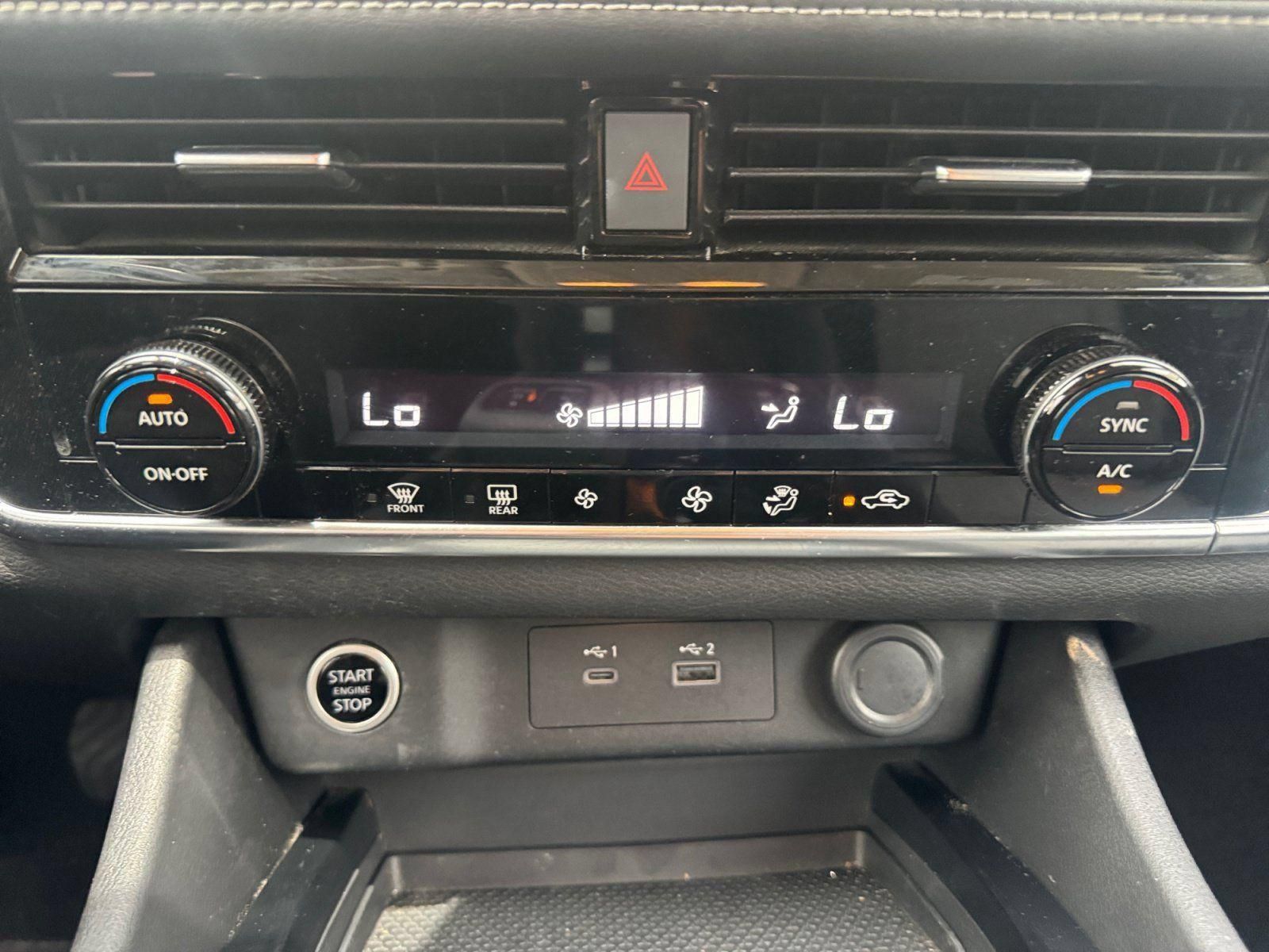 Used 2021 Nissan Rogue SV FWD image 20