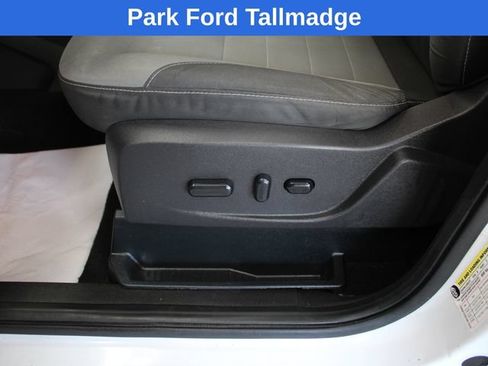Used 2015 Ford Escape SE FWD image 13