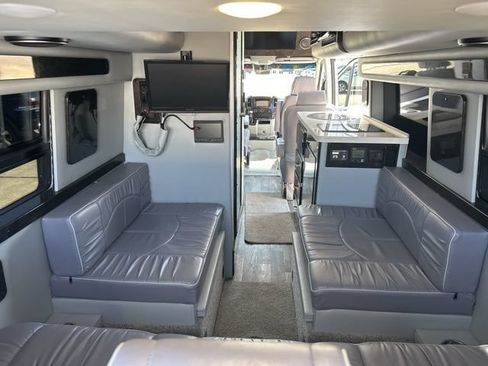 Used 2017 Mercedes-Benz Sprinter 3500 image 27