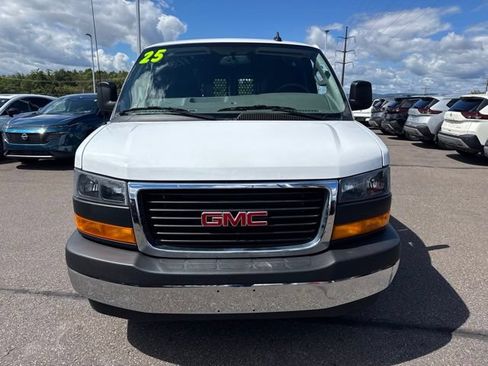 Used 2025 GMC Savana 2500 w/ Driver Convenience Package RWD image 2