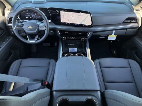 New 2026 Chevrolet Suburban LT w/ Comfort Package image 10