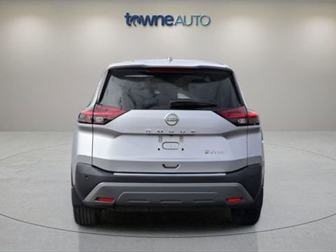 Used 2022 Nissan Rogue SV image 6