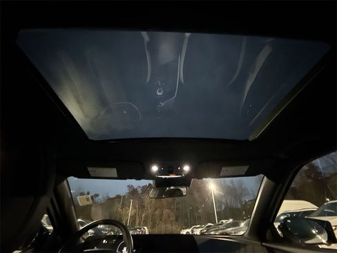 Used 2023 Kia EV6 GT-Line w/ GT-Line Suede Seat Package image 15