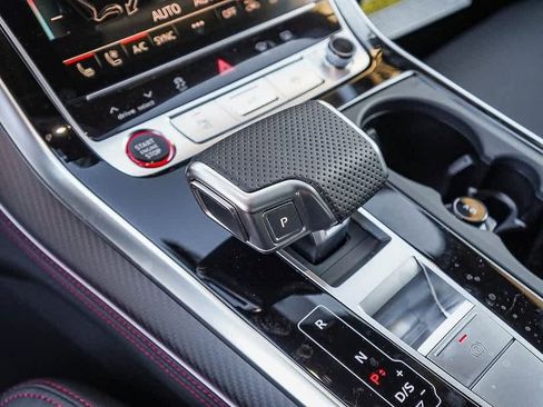 New 2026 Audi SQ8 Prestige image 22