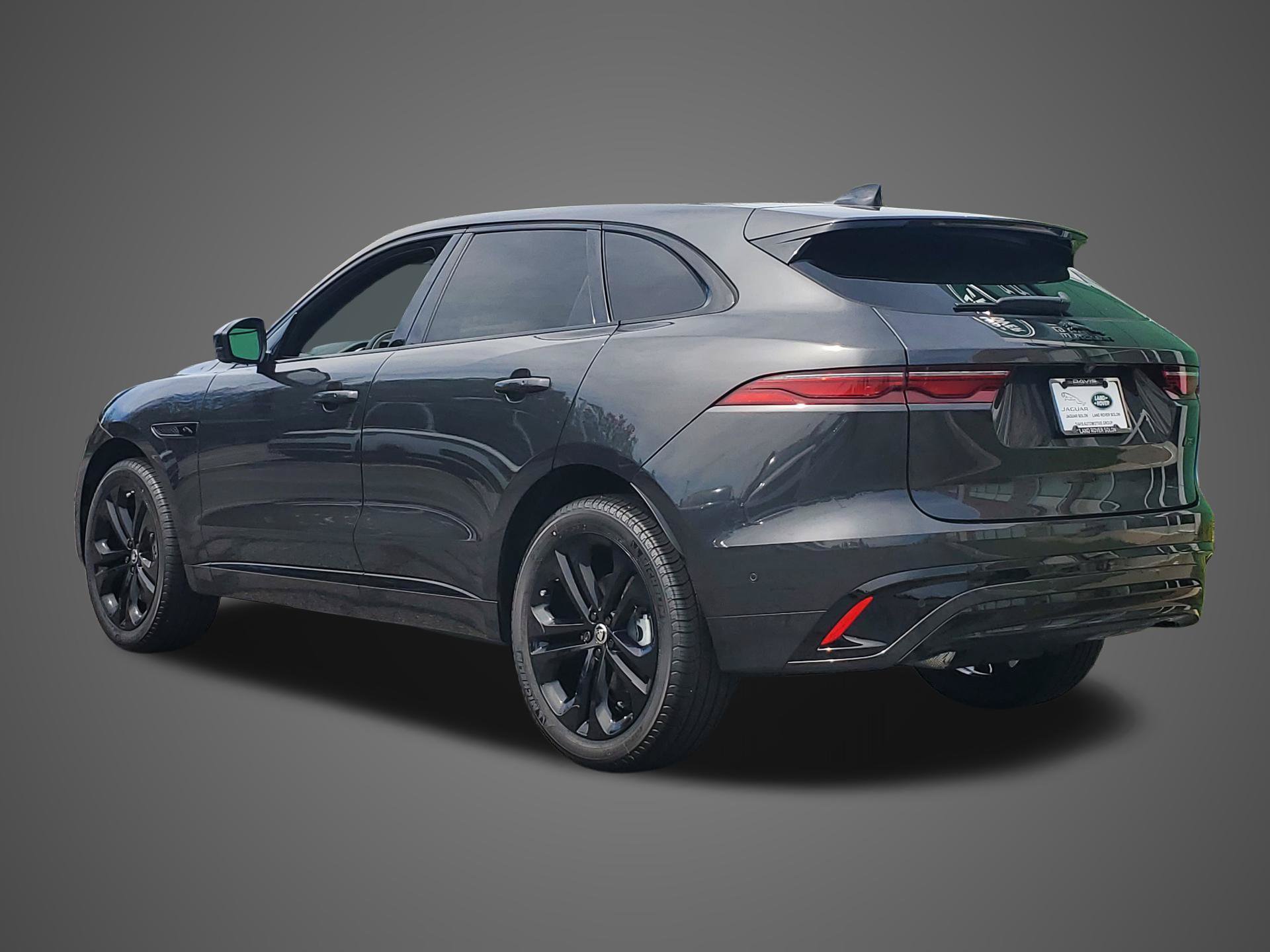 New 2026 Jaguar F-PACE R-Dynamic S AWD/4WD image 8