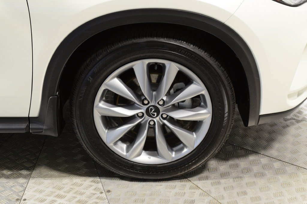 Certified 2022 INFINITI QX50 Luxe AWD/4WD image 38