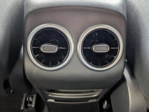 Certified 2025 Mercedes-Benz GLA 250 image 16