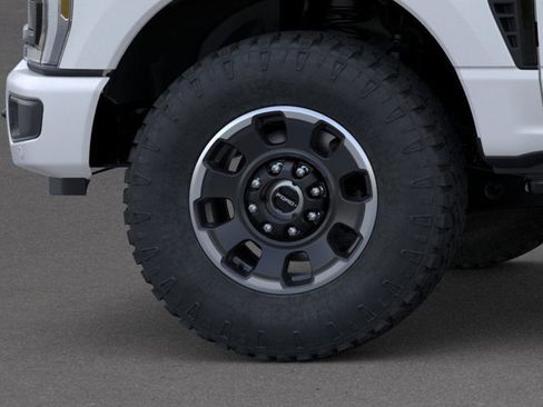 New 2026 Ford F350 Platinum w/ Tremor Off-Road Package image 19