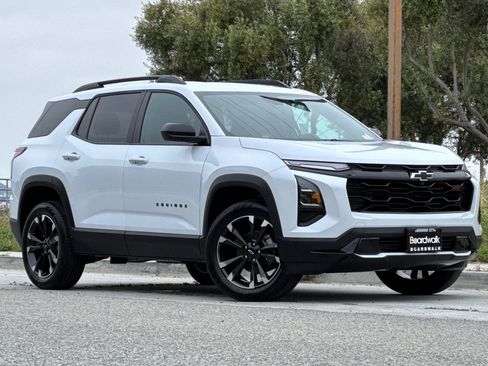 New 2026 Chevrolet Equinox RS w/ Convenience Package III AWD/4WD image 2