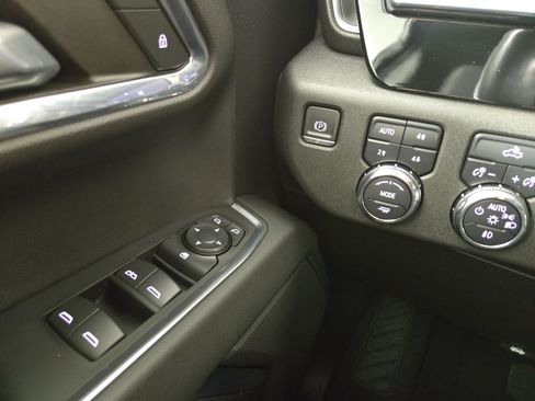 Certified 2023 GMC Sierra 1500 Elevation AWD/4WD image 28