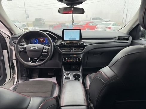 Used 2022 Ford Escape SEL w/ SEL Stealth AWD Package image 24