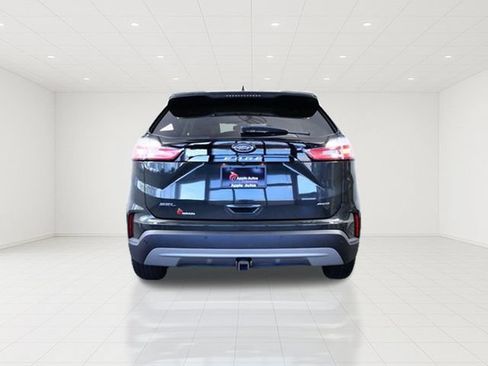 Certified 2024 Ford Edge SEL w/ Convenience Package AWD/4WD image 5