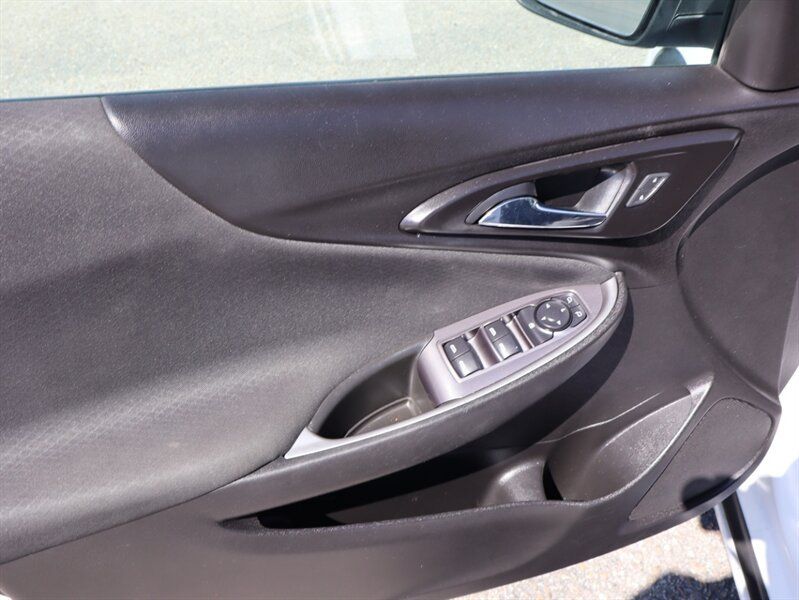 Used 2020 Chevrolet Malibu LS w/ Driver Confidence Package II FWD image 18