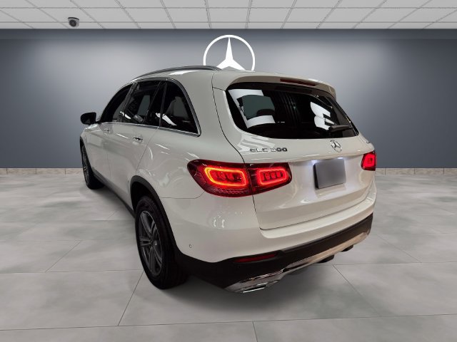 Certified 2022 Mercedes-Benz GLC 300 4MATIC image 4