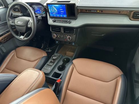 Used 2023 Ford Maverick Lariat w/ Lariat Luxury Package FWD image 35