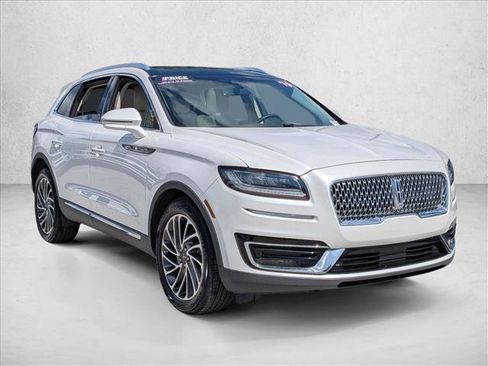 Used 2019 Lincoln Nautilus Reserve AWD/4WD image 3