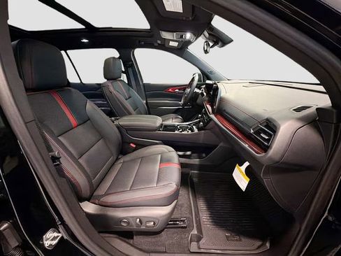 New 2026 Chevrolet Traverse RS w/ LPO, Floor Liner Package image 26