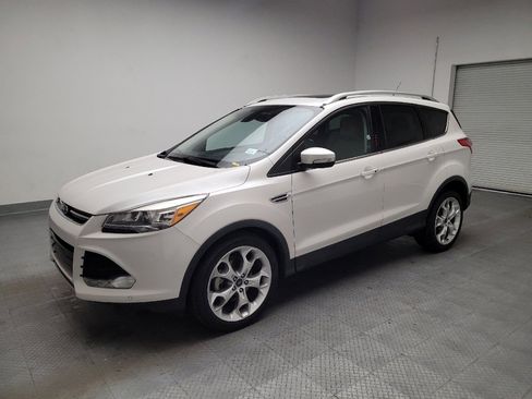 Used 2015 Ford Escape Titanium FWD image 2