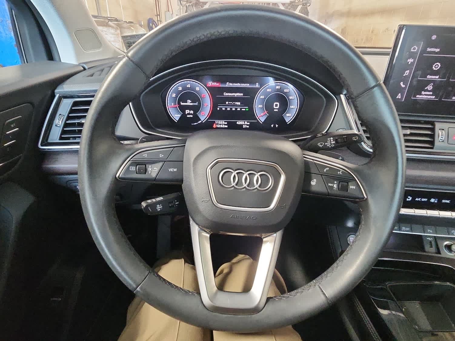 Used 2023 Audi Q5 2.0T Premium Plus w/ Premium Plus Package AWD/4WD image 20