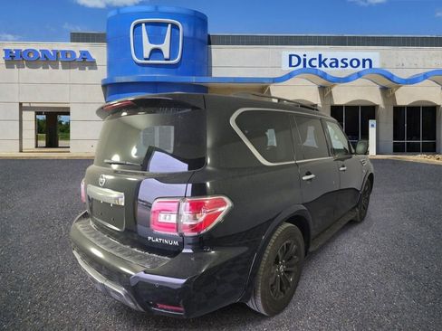 Used 2020 Nissan Armada Platinum w/ Captain's Chairs Package RWD image 3