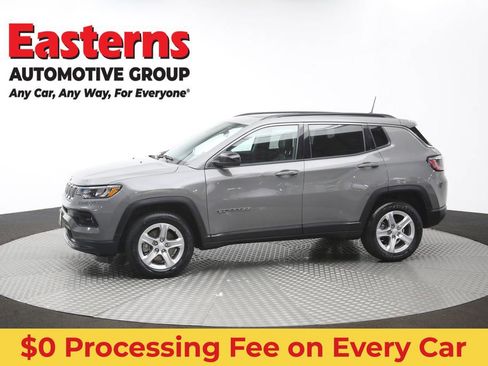 Used 2023 Jeep Compass Latitude w/ Sun and Sound Group AWD/4WD image 60