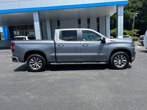 Used 2021 Chevrolet Silverado 1500 LT AWD/4WD image 19
