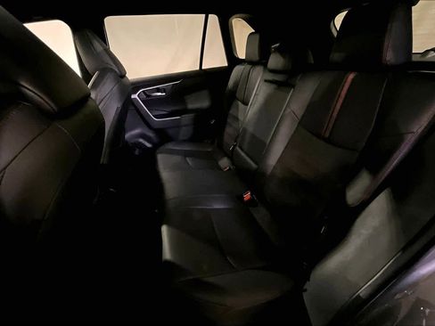 Used 2025 Toyota RAV4 XSE w/ Premium Package AWD/4WD image 29