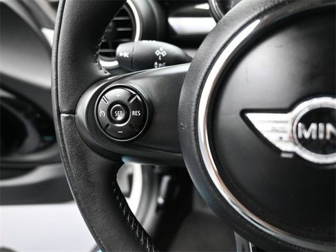 Used 2015 MINI Cooper S image 6