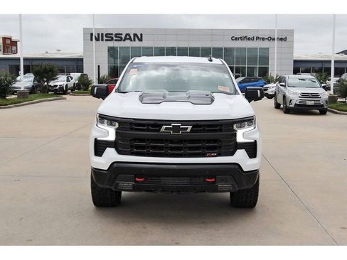 Used 2025 Chevrolet Silverado 1500 LT Trail Boss w/ LT Trail Boss Premium Package image 8
