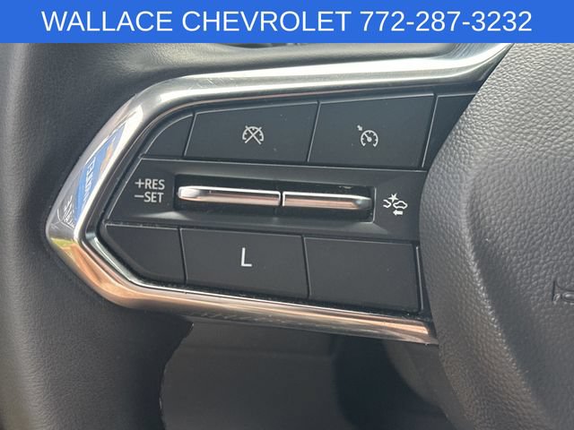 Used 2024 Chevrolet Traverse LS FWD image 26