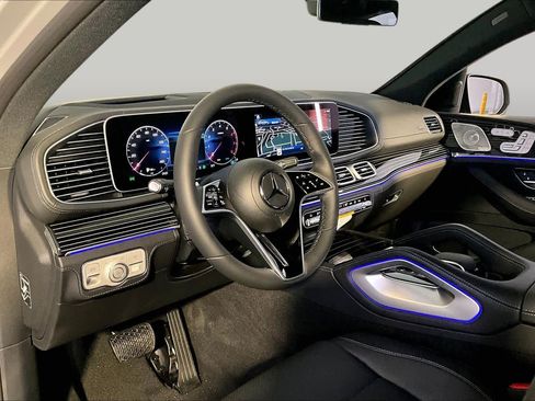 New 2026 Mercedes-Benz GLE 450 4MATIC Coupe image 9