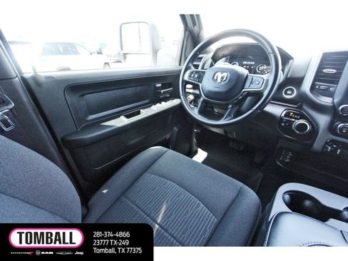 Used 2024 RAM 2500 Tradesman w/ Chrome Appearance Group AWD/4WD image 9