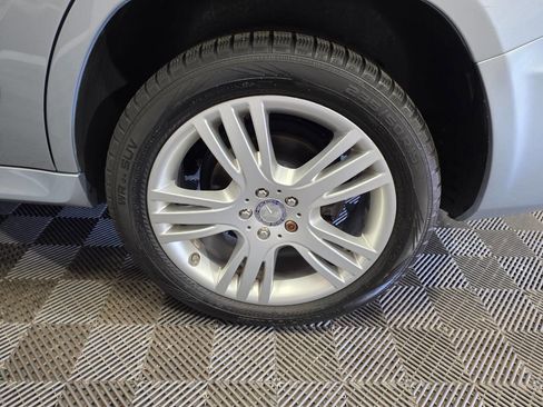 Used 2013 Mercedes-Benz GLK 350 4MATIC image 35