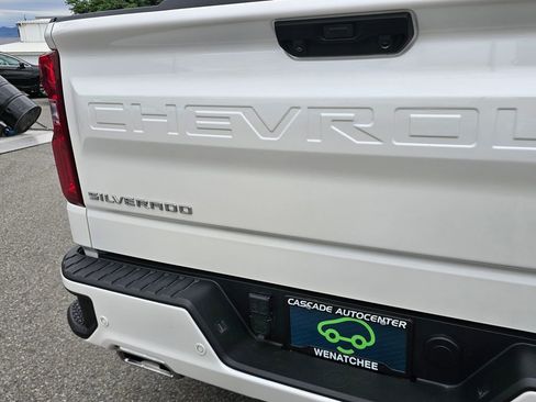 Certified 2024 Chevrolet Silverado 1500 High Country w/ Technology Package AWD/4WD image 17