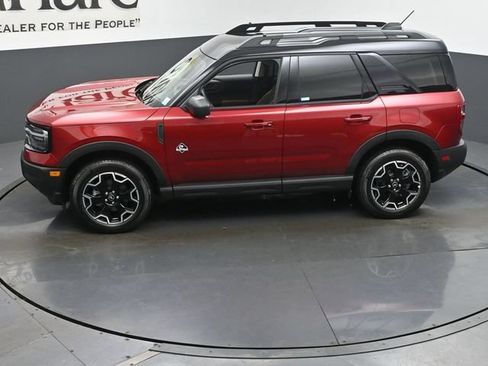 Used 2025 Ford Bronco Sport Outer Banks w/ Outer Banks Tech Package+ AWD/4WD image 57