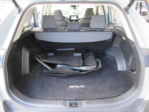 Used 2019 Toyota RAV4 XLE w/ Convenience Package AWD/4WD image 53