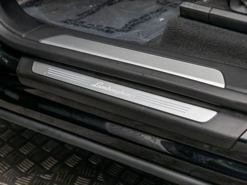 Used 2022 Lamborghini Urus image 26