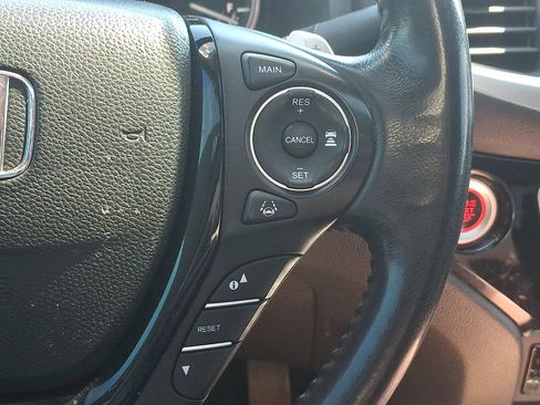 Used 2020 Honda Ridgeline RTL-E image 22