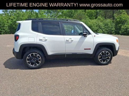 Certified 2023 Jeep Renegade Trailhawk w/ Trailhawk Elite Group AWD/4WD image 9