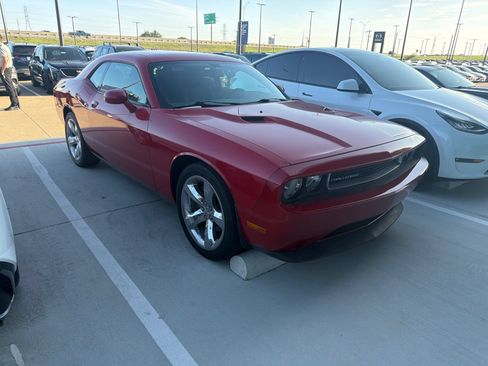 Used 2013 Dodge Challenger SXT w/ Super Sport Group RWD image 3