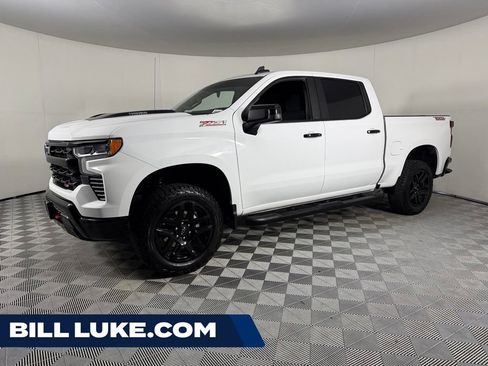 Used 2025 Chevrolet Silverado 1500 LT Trail Boss w/ Protection Package AWD/4WD image 1