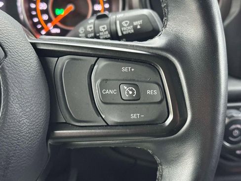 Used 2022 Jeep Wrangler Unlimited Sport AWD/4WD image 21