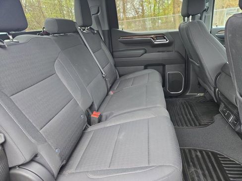 Used 2022 Chevrolet Silverado 1500 RST w/ Z71 Off-Road Package AWD/4WD image 27
