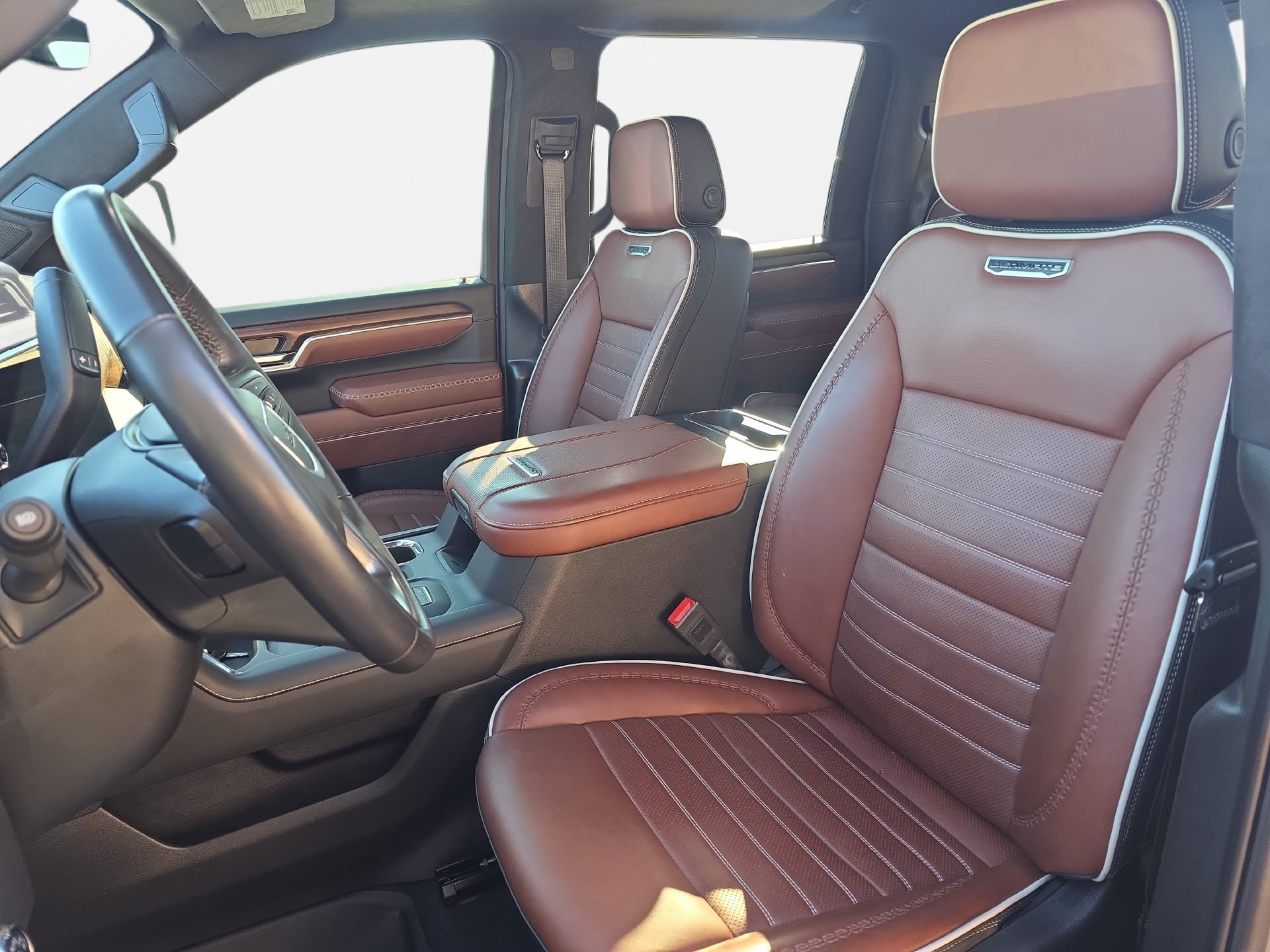 Used 2025 GMC Sierra 2500 Denali Ultimate AWD/4WD image 14
