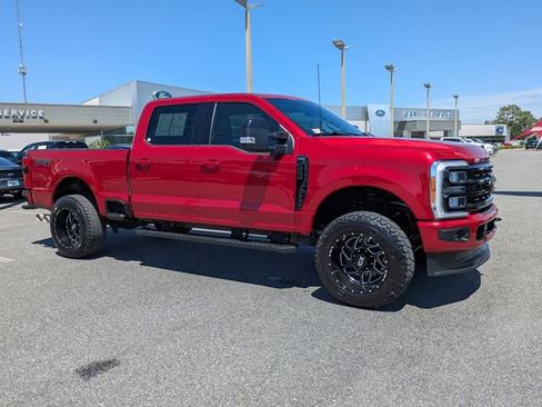 Used 2023 Ford F250 Lariat w/ Black Appearance Package AWD/4WD image 2