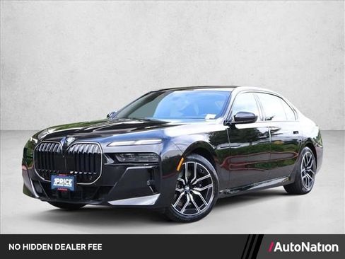 Certified 2025 BMW 740i xDrive AWD/4WD image 1